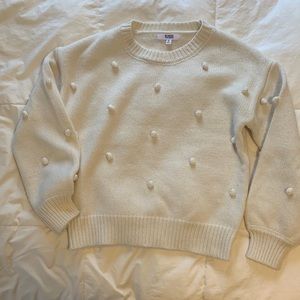 Cream puff sleeve pom-pom BB Dakota Steve Madden sweater